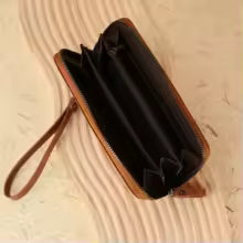 Ladies’ Retro Embossed Handbag – Multi-Card Long Wallet & Phone Bag, Fashionable Spray Design