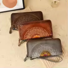Ladies’ Retro Embossed Handbag – Multi-Card Long Wallet & Phone Bag, Fashionable Spray Design